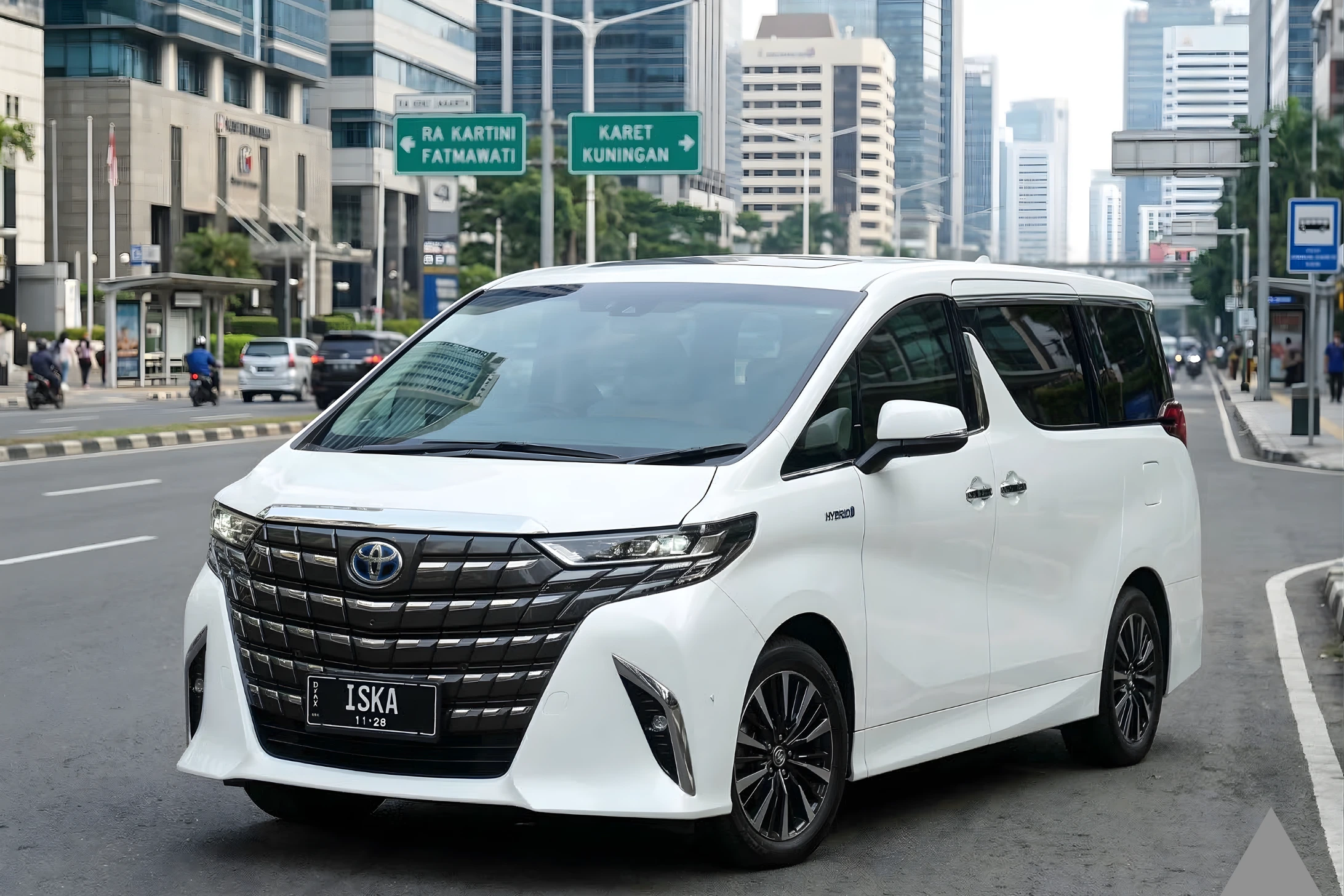 Rental Mobil Alphard Hybrid di Karet Kuningan – ISKA CIPTA JAYA