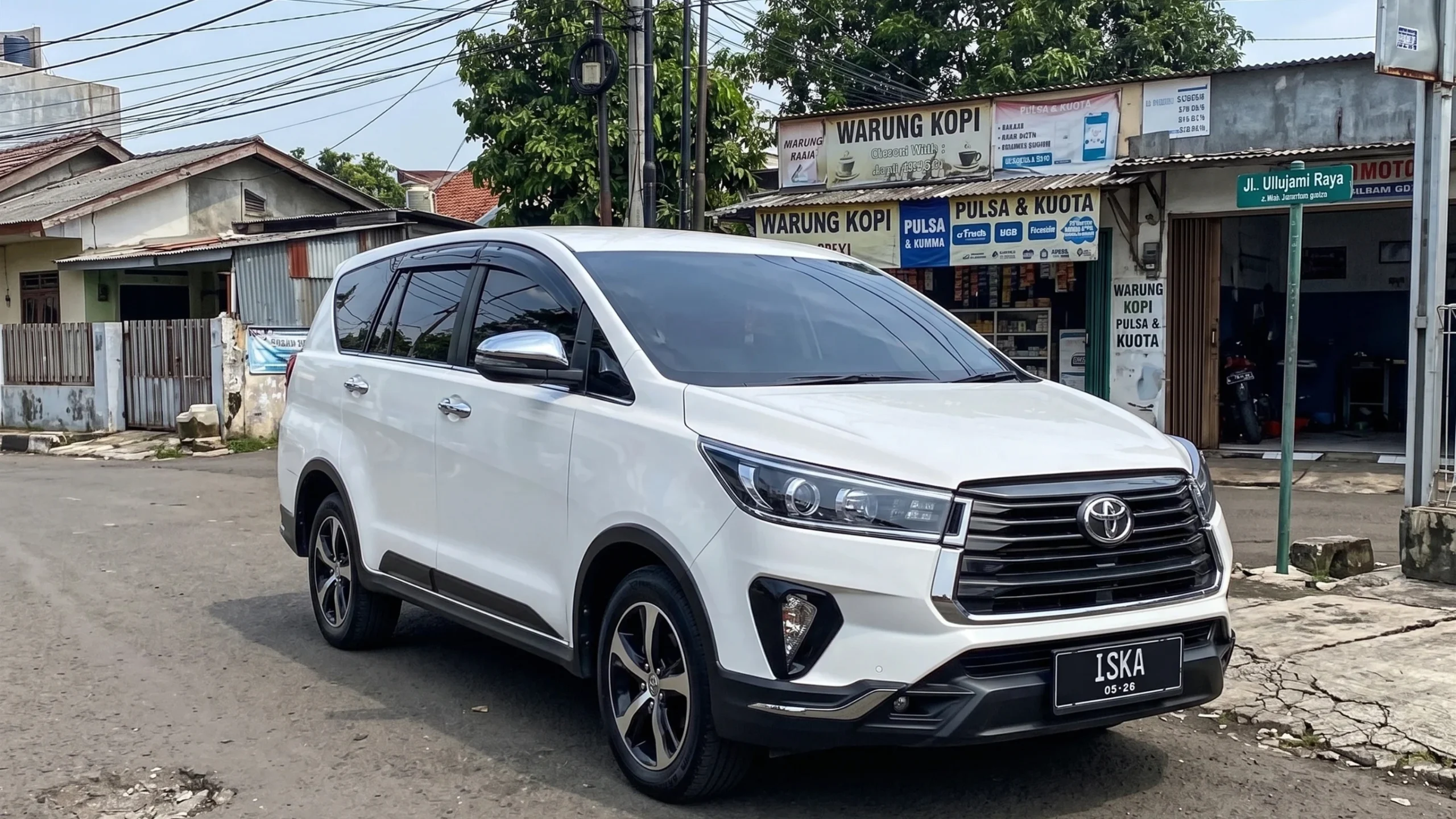 Rental Mobil Innova Reborn di Ulujami - Solusi Transportasi Keluarga Jakarta Selatan