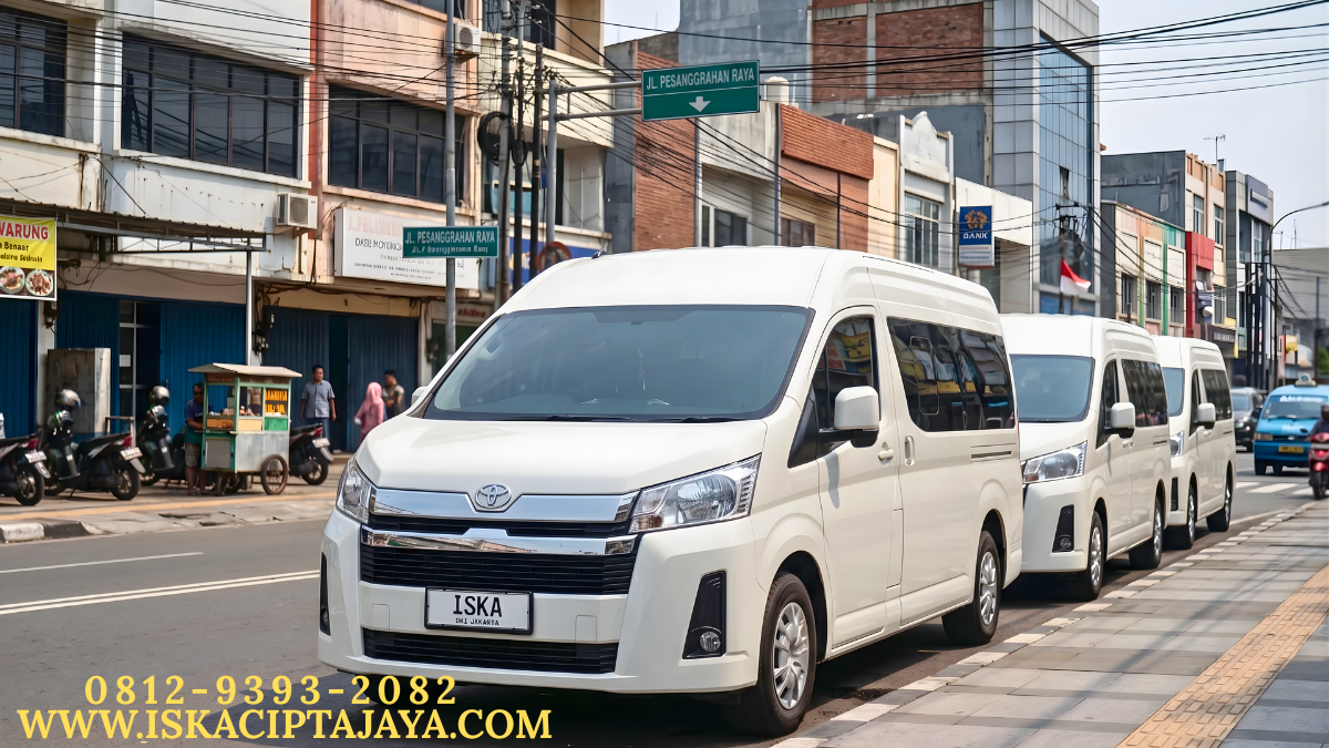 Mengapa Hiace Premio Pas Banget buat Warga Pesanggrahan