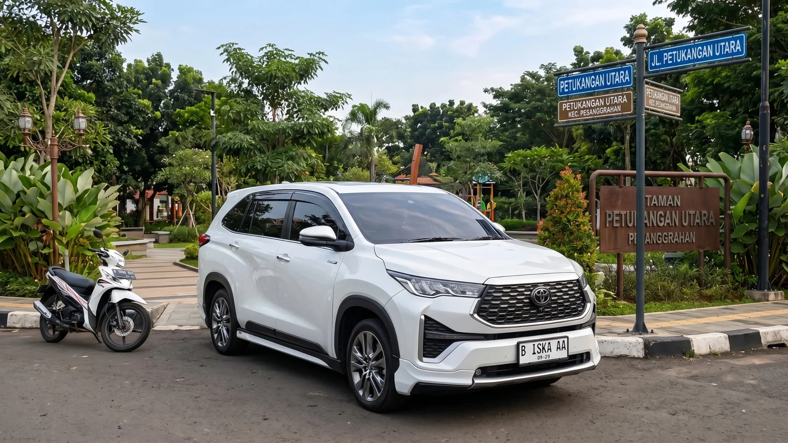 Rental Mobil Innova Zenix Hybrid di Petukangan Utara – ISKA CIPTA JAYA